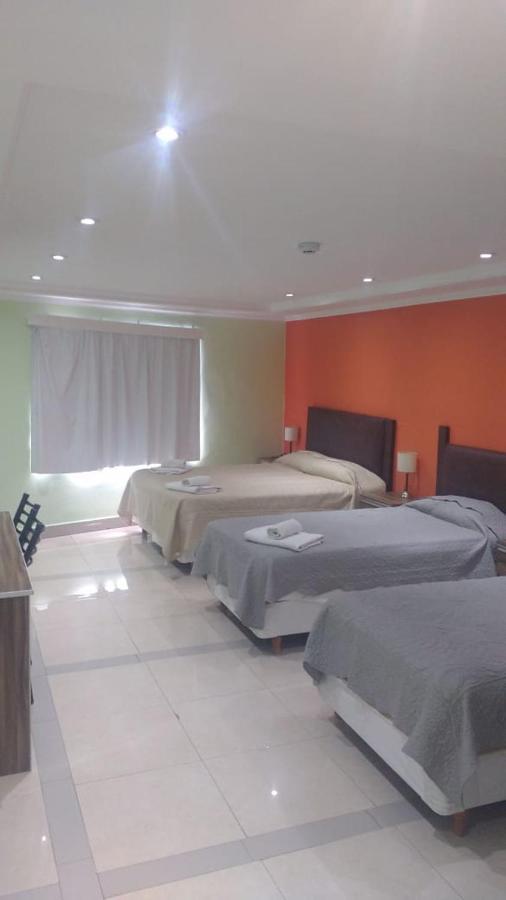 Hotel Caleta Olivia Esterno foto